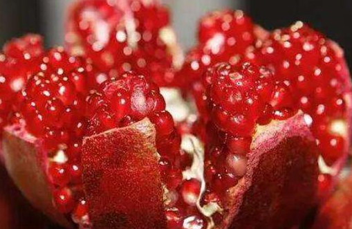 石榴的拼音，石榴的营养价值与功效