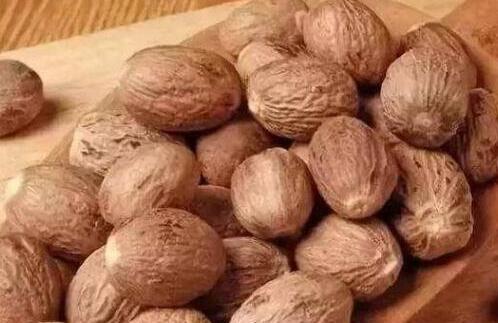 豆蔻的功效与作用禁忌，豆蔻吃了有什么好处