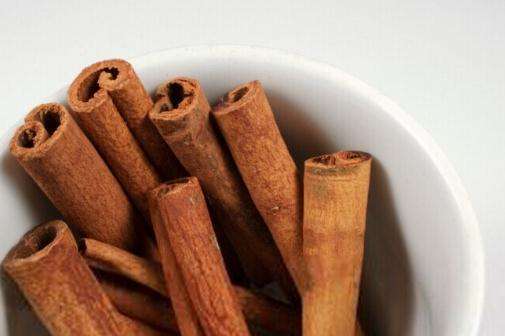 桂皮可以泡水喝吗？桂皮的功效与作用