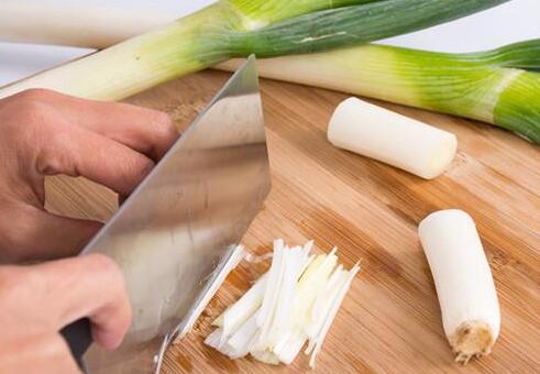 大葱的功效与作用及禁忌，吃大葱有什么好处