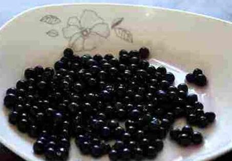 龙葵果泡酒的比例是多少，龙葵果泡酒的功效作用