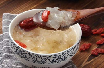 冬至节气养生知识 冬至吃什么最补身体