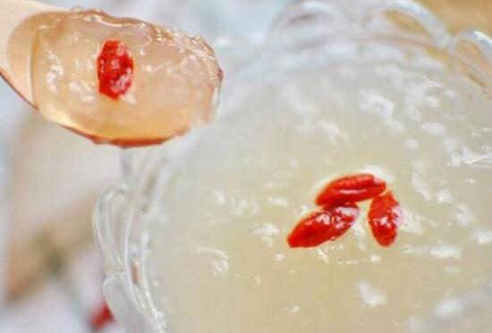 燕窝的功效与作用及禁忌，吃燕窝的好处