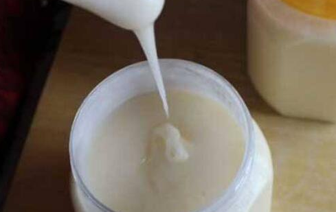 椴树蜜和洋槐蜜哪个好，椴树蜂蜜和洋槐蜂蜜有什么区别