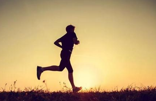一天中跑步的最佳时间是什么时候？