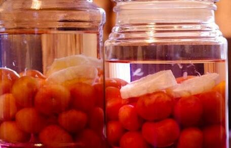 樱桃泡酒三年还能喝吗，自制樱桃酒的危害