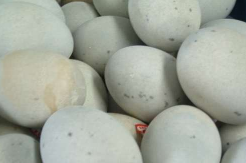 变蛋吃多了有什么危害，吃了一年的皮蛋得癌了