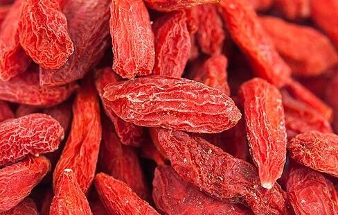 枸杞哪三种人不能吃，枸杞的禁忌与副作用