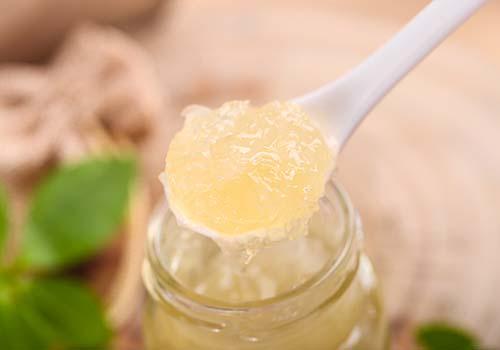 如何区分燕窝是否刷胶，涂胶燕窝的鉴别方法