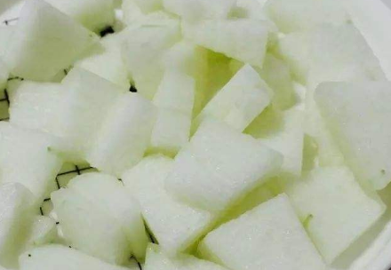 冬瓜木耳香菜汤可以减肥吗？