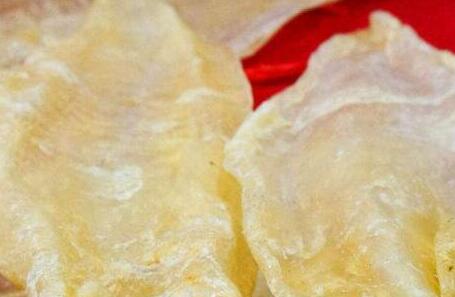 一个长期吃鱼胶的女人，鱼胶对女性子宫的功效