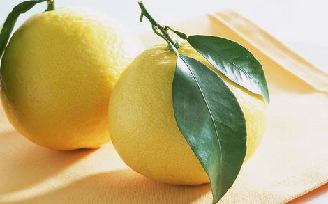 柚子的热量是多少大卡,减肥可以吃柚子吗 柚子的热量是多少大卡,减肥可以吃柚子吗