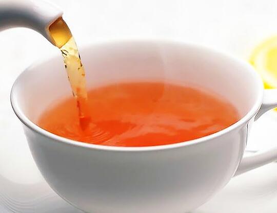 红茶和绿茶的区别功效，常喝红茶好还是绿茶好