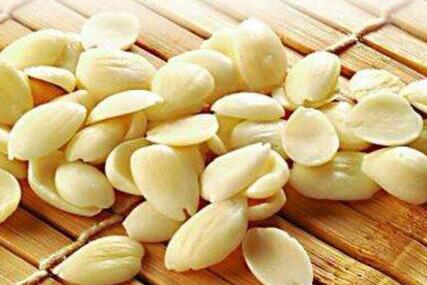 桃仁的功效与作用及食用方法