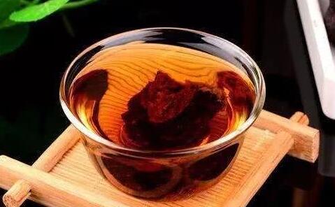 黄精泡水喝的功效与禁忌，黄精泡水喝的方法