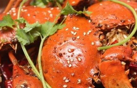 螃蟹怎么做好吃又简单，螃蟹怎么洗干净去内脏