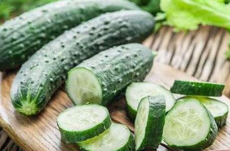 天天用黄瓜敷脸好不好，用黄瓜敷脸5年了