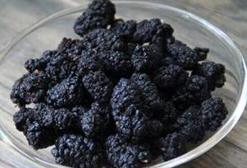 桑葚是上火还是降火，吃了3个月桑葚头发