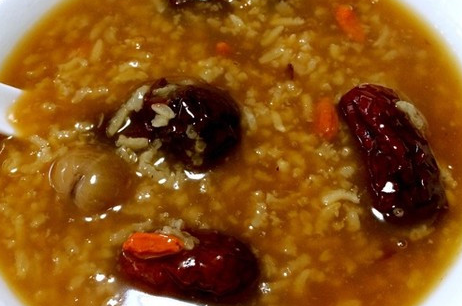 桂圆红枣糯米粥的功效与作用，桂圆红枣糯米粥的做法