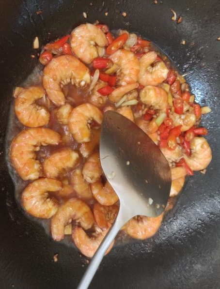 基围虾的家常做法，作为湖南人爱吃这样的基围虾！