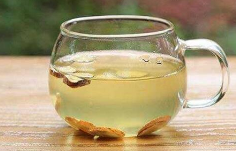 女性吃甘草有什么好处，甘草煮水洗脸一个月