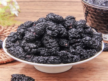 桑葚干的功效与作用 桑葚怎么吃最补肾