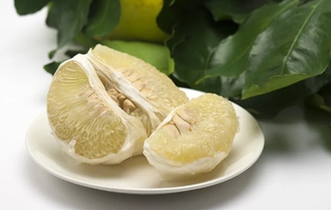 连吃7天柚子后肌肉溶解 这些吃柚子的禁忌你都知道吗