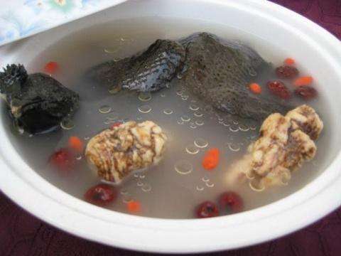 乌鸡汤的功效与作用，喝乌鸡汤的禁忌