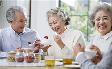 老人冬天吃什么好 老年人冬天饮食注意事项