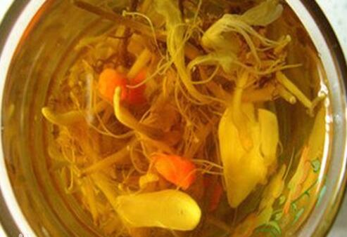 百合金银花茶可以喝吗,，百合金银花茶的功效与作用