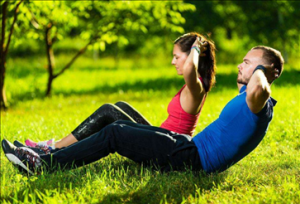 那些运动方法能有效减腹部脂肪 这四个运动让你保持完美的身材