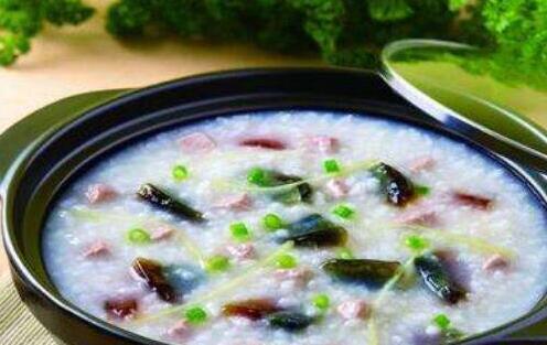 皮蛋瘦肉粥的热量高吗，皮蛋瘦肉粥的卡路里有多少