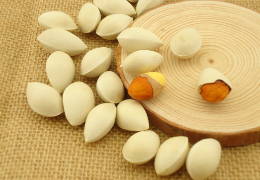 白果不能和什么一起吃？