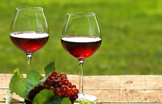 治疗高血压病 饮食疗法是一个重要方法