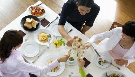 15种喝酒不能吃的食物