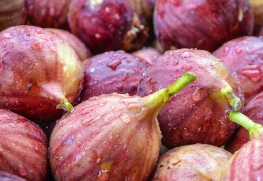 无花果怎么吃，无花果是不是连皮一起吃