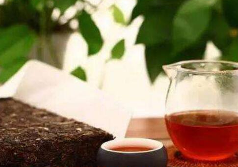 黑茶的功效有哪些，黑茶的功效与作用及禁忌
