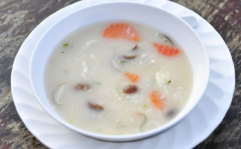 苍井空呼吁保肾 女性要警惕5大伤肾坏习惯