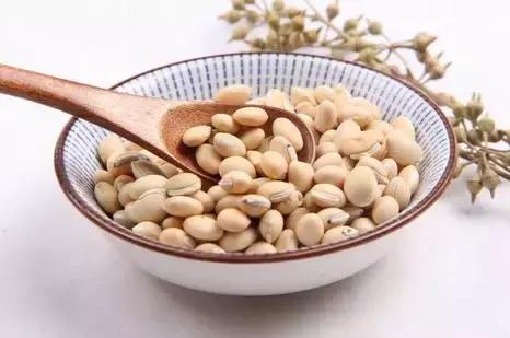 夏季湿气不除、越补越毒！祛湿气最厉害的，不是薏米，而是它！