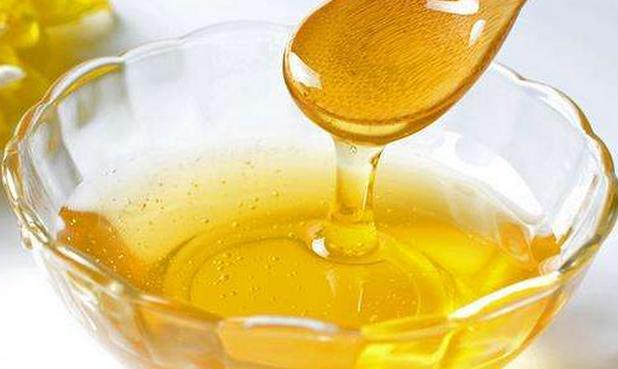 江苏102岁老寿星从不吃补品，每天两顿都吃它