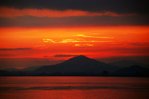 一个个短暂的碎片，组成了灵魂