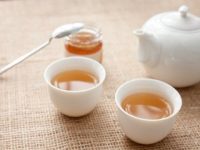 白茶和乌龙茶的区别 茶的种类有哪些 白茶和乌龙茶的区别 茶的种类有哪些
