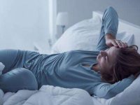 实用助眠小窍门 晚上九点洗个温水澡