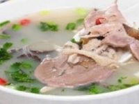 坚持喝羊肉汤一个月，羊肉汤的功效与作用