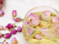 玫瑰花泡水喝的正确方法，坚持喝一个月玫瑰花茶