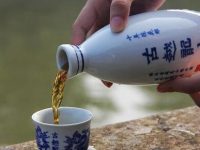 黄酒一次喝多少最好，长期喝黄酒的危害有哪些