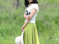 妻子生孩子难产，医生说这是二胎，我愤怒摔门而去